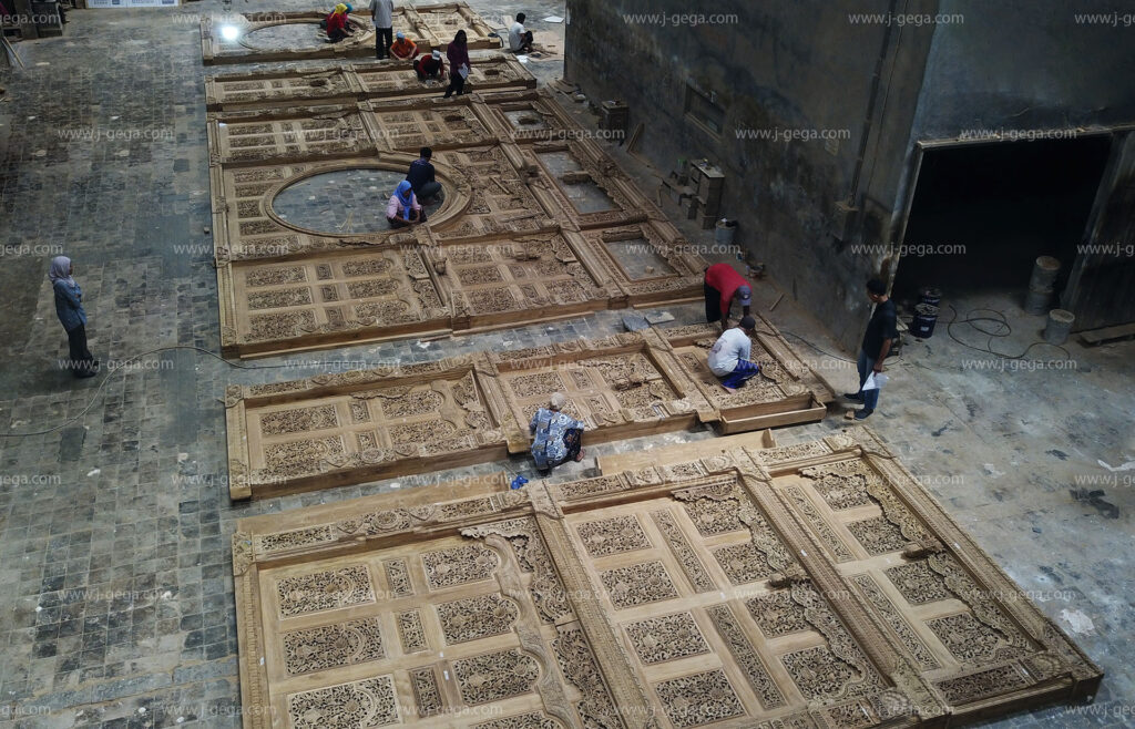 gebyok kayu jati ukiran tangan handmade untuk kirim vietnam